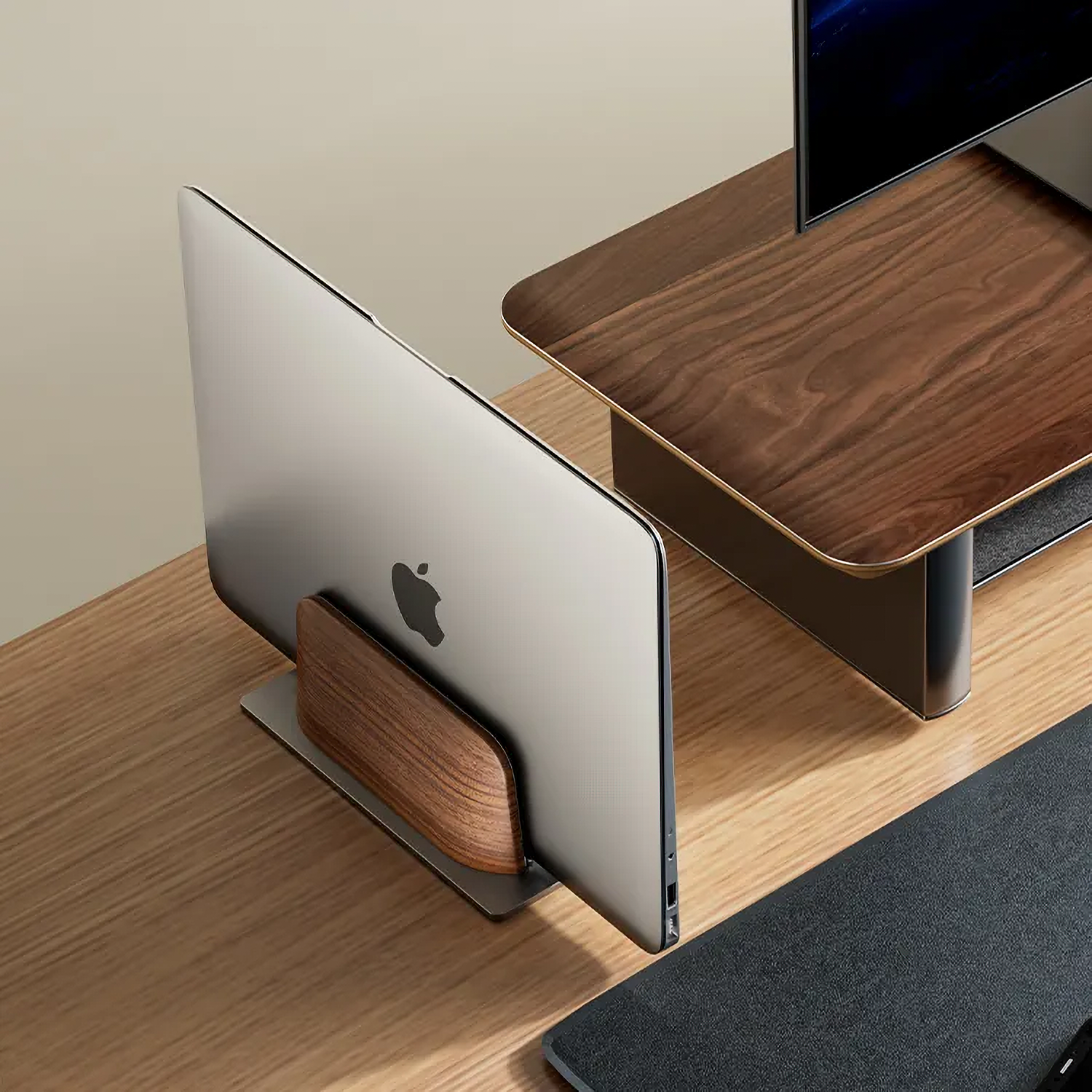 ノートPCを立てた状態