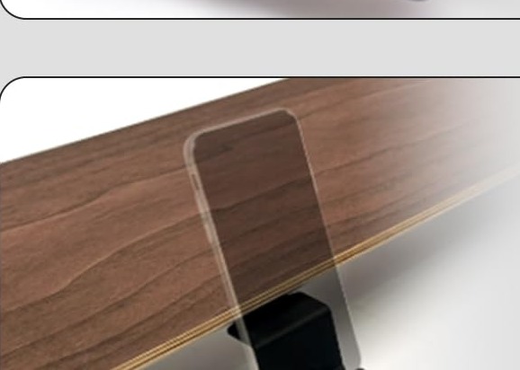 iPhone Stand